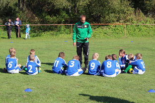 华体会官网-加拿大队赛制透视：团体赛中的人员分配与战术执行，加拿大队首发