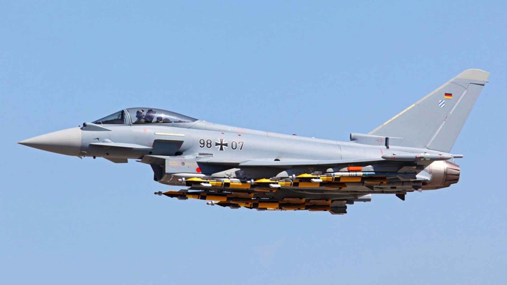 足球俱乐部青训投入增加，足球青训俱乐部规章制度