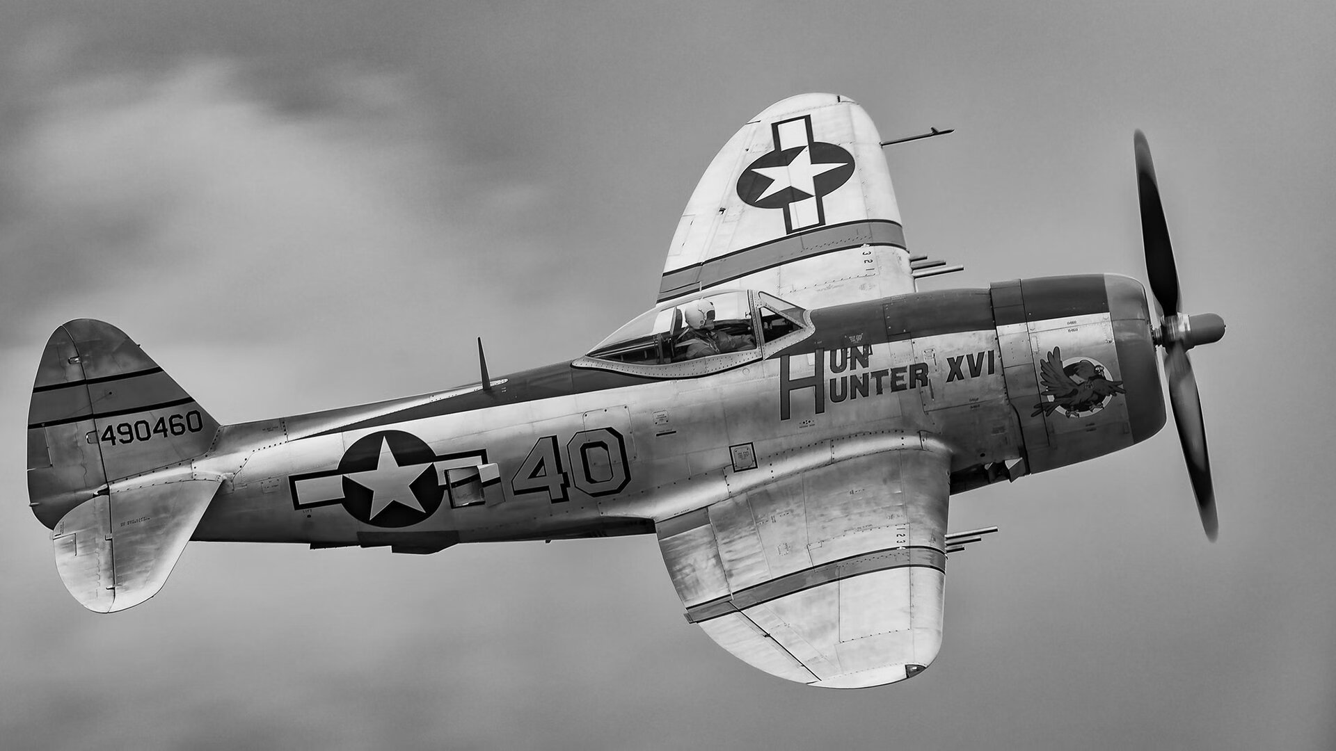 “马科斯·莫奇的防守意识与全面技能，帮助阿根廷美洲狮队建立稳固后防”